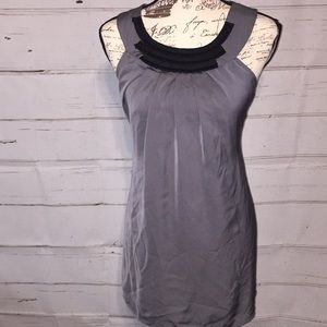 Dressy maternity shirt